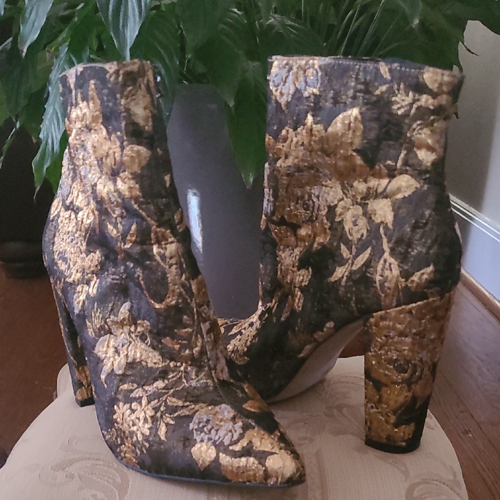 Elegant Floral Brocade Ankle Boots